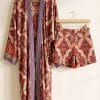 Soul of Leila Leila Terra Paisley Kimono Set japon ipek kumaşlı desenli kimono ve şort 2li takım askıda ürün fotoğrafı
